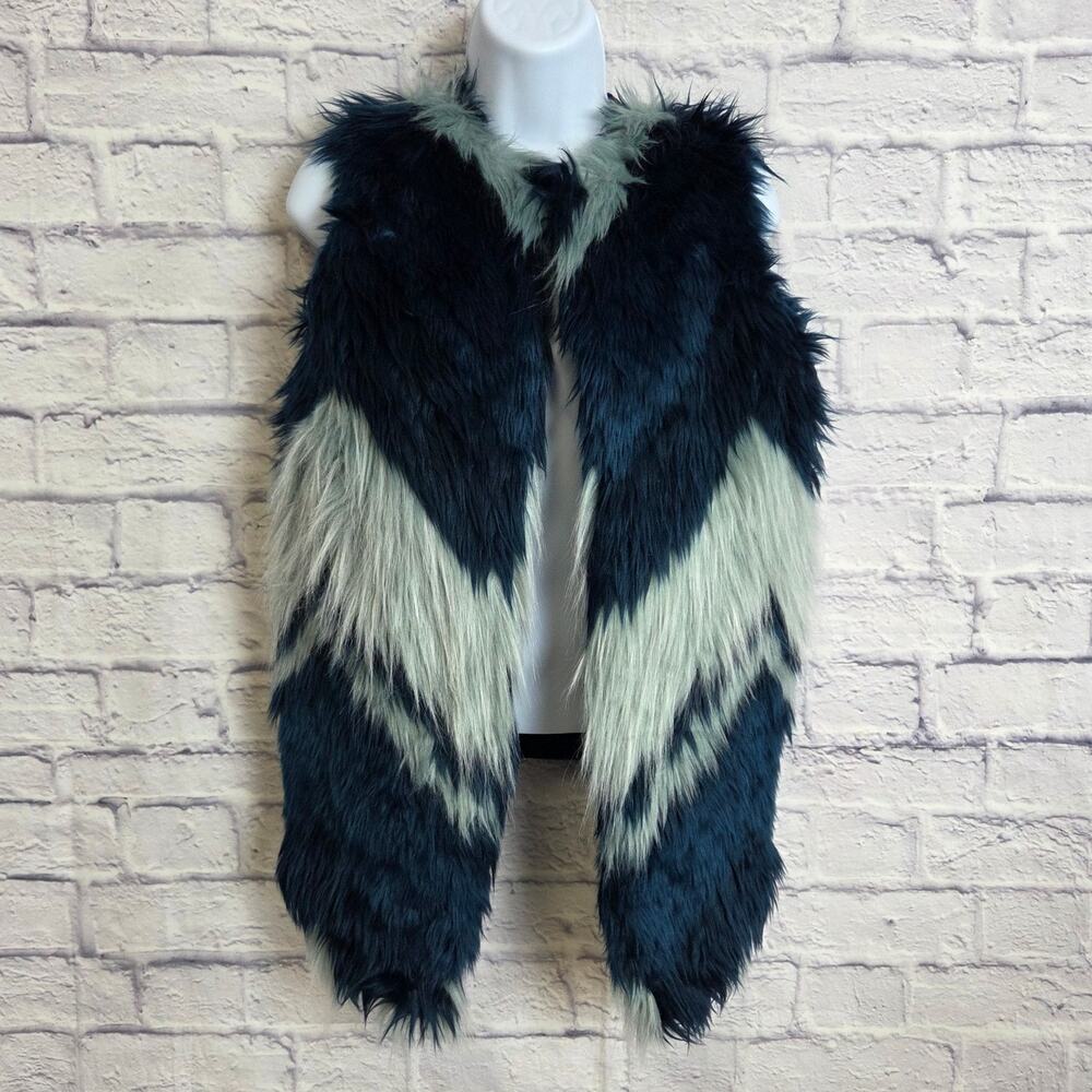 Bar III XS Faux-Fur Patchwork Vest Chevron Pattern Contrasting Dark Light Teal